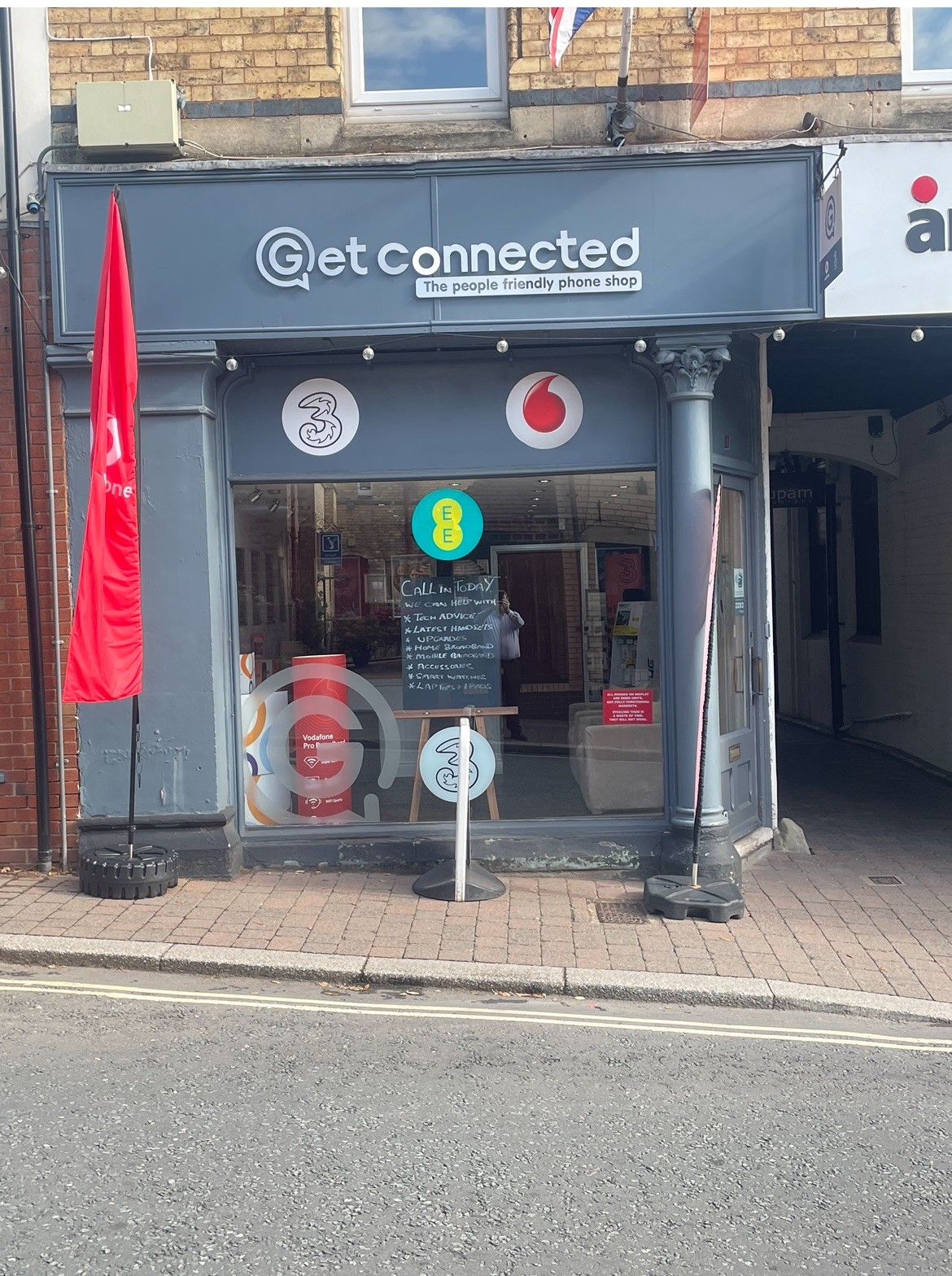 Stores Malvern Get Connected